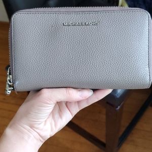 Michael Kors wallet